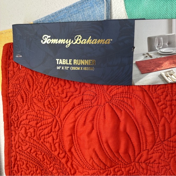 NWT Tommy Bahama Quilted Table Runner Orange Pumpkin Thanksgiving Fall - Picture 2 of 4